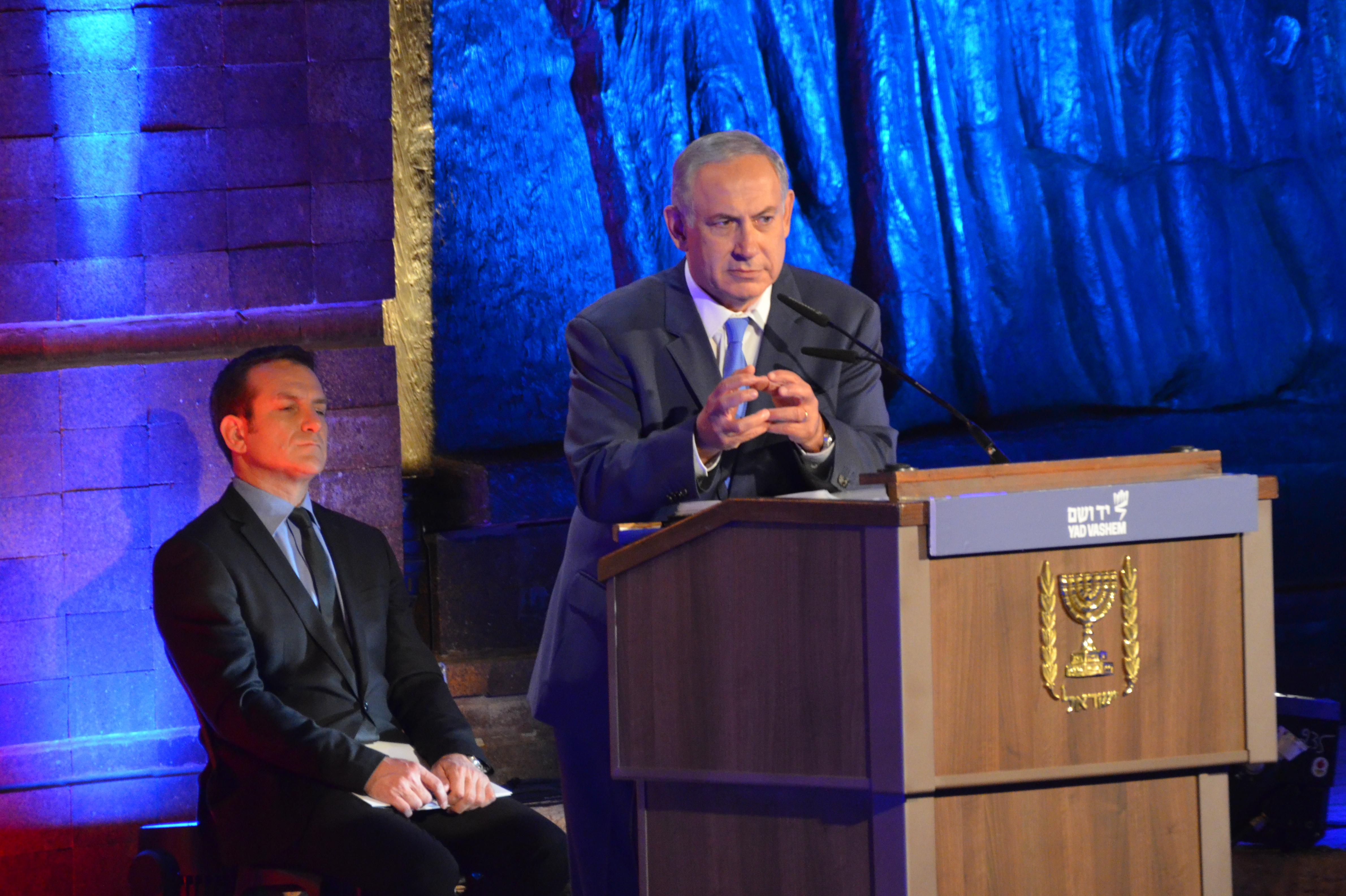 Netanyahu speaking at Yad Vashem for Holocaust memorial day